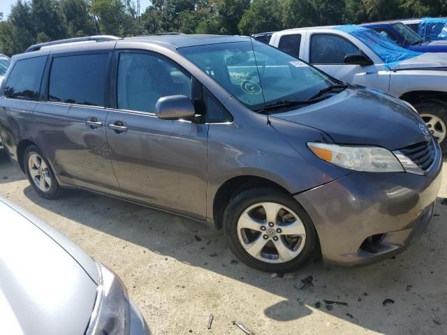 2012 Toyota Sienna LE