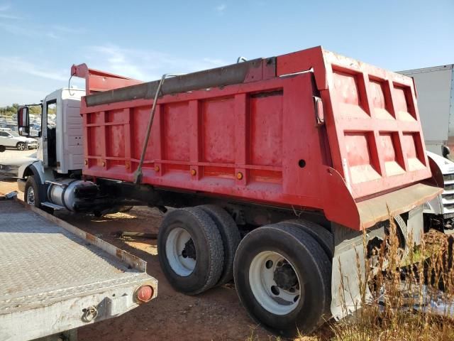 2003 Volvo VHD