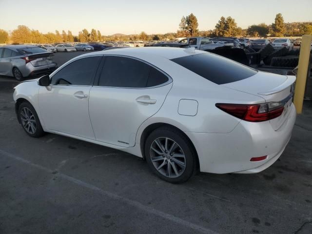 2017 Lexus ES 300H