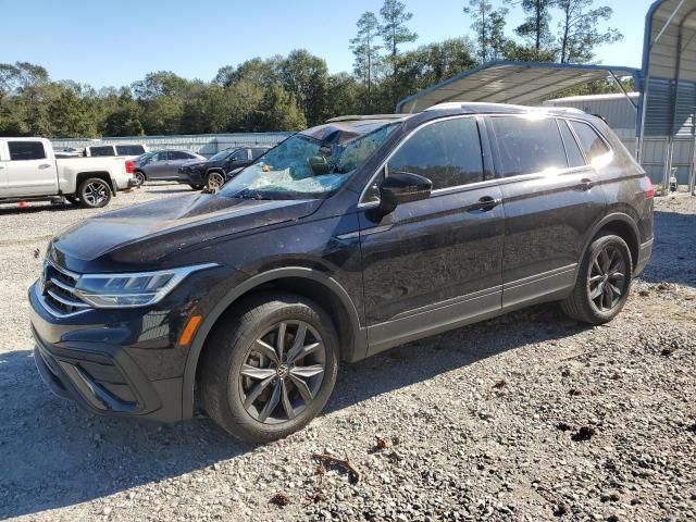 2022 Volkswagen Tiguan SE