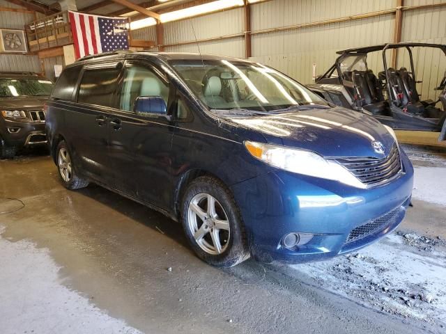 2012 Toyota Sienna LE