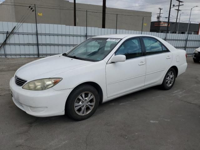 2005 Toyota Camry LE