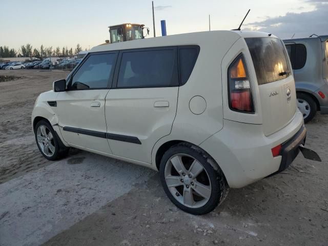 2010 KIA Soul +