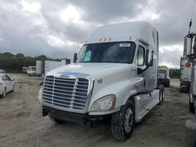 2014 Freightliner Cascadia 125