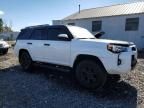 2017 Toyota 4runner SR5/SR5 Premium