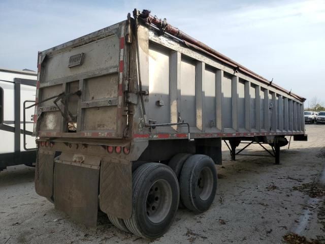 2000 East Manufacturing Trailer