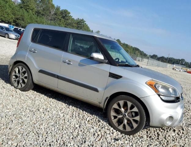 2013 KIA Soul +