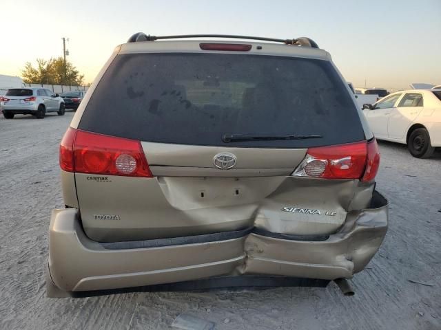 2009 Toyota Sienna CE