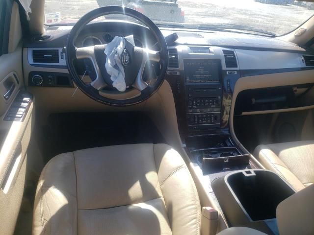 2010 Cadillac Escalade Luxury