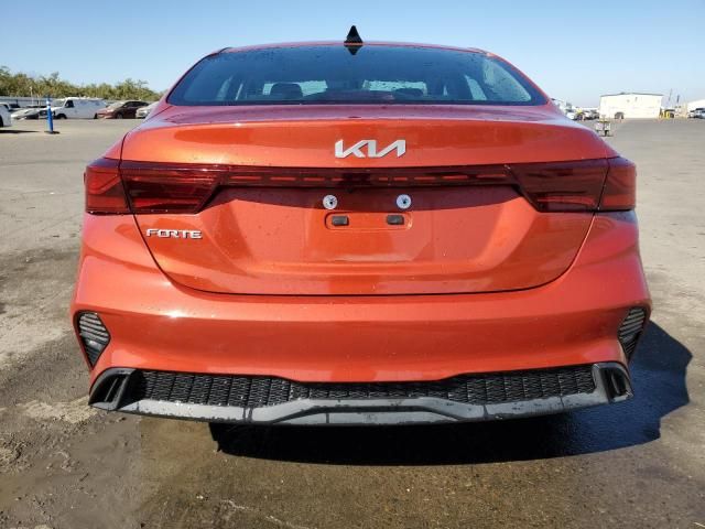 2023 KIA Forte LX