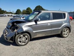 KIA Vehiculos salvage en venta: 2010 KIA Soul +