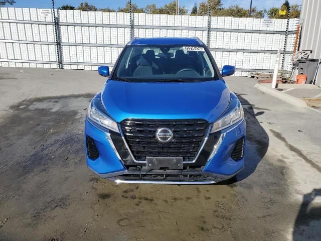 2021 Nissan Kicks SV