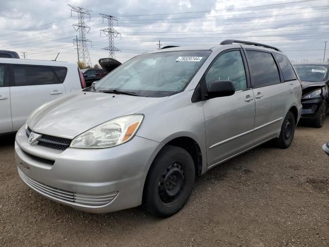 2004 Toyota Sienna CE