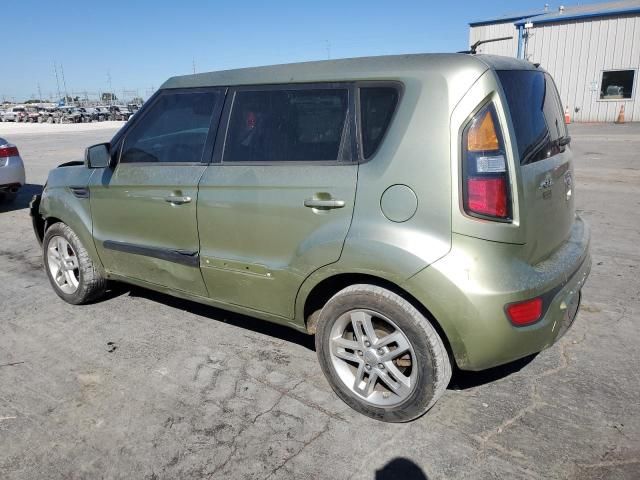 2011 KIA Soul +