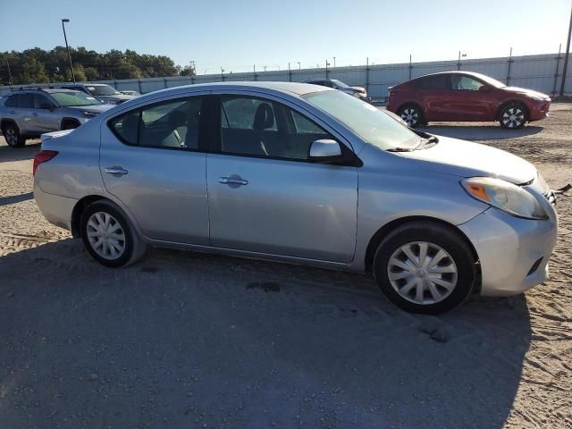 2013 Nissan Versa S