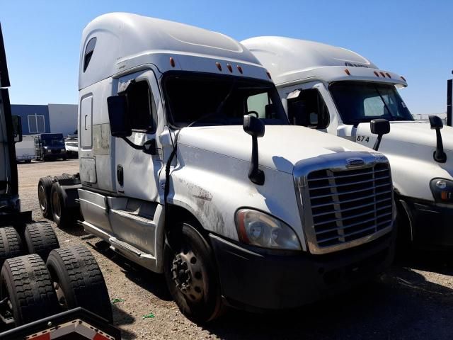 2016 Freightliner Cascadia 125