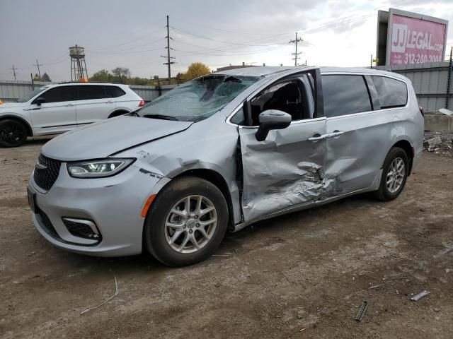 2023 Chrysler Pacifica Touring