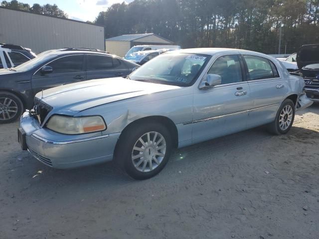 2006 Lincoln Town Car Signature