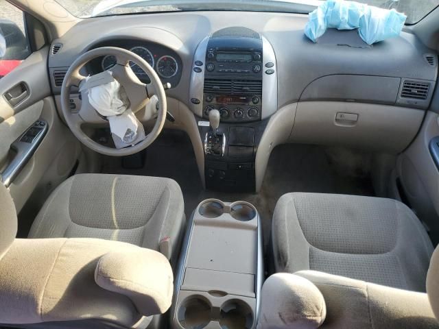 2006 Toyota Sienna CE