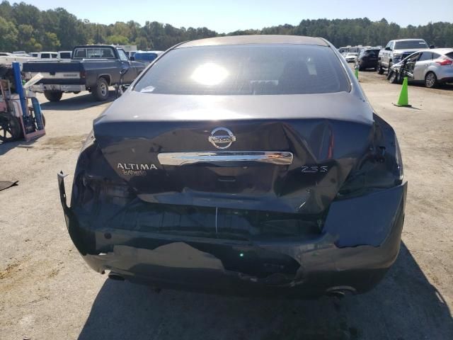 2010 Nissan Altima Base