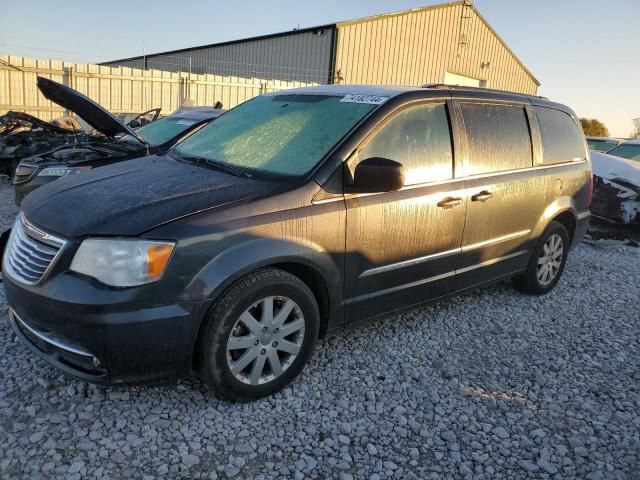 2014 Chrysler Town & Country Touring