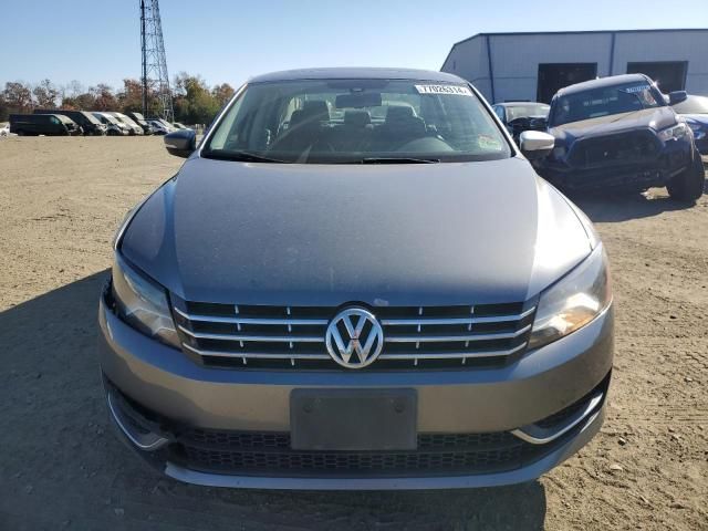 2013 Volkswagen Passat SE