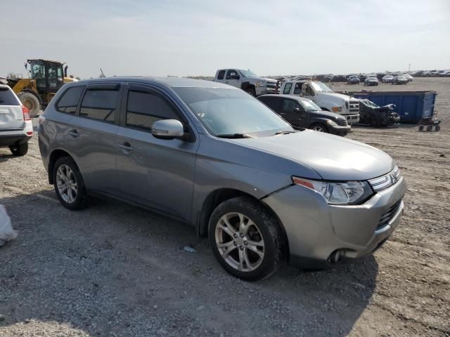 2014 Mitsubishi Outlander SE