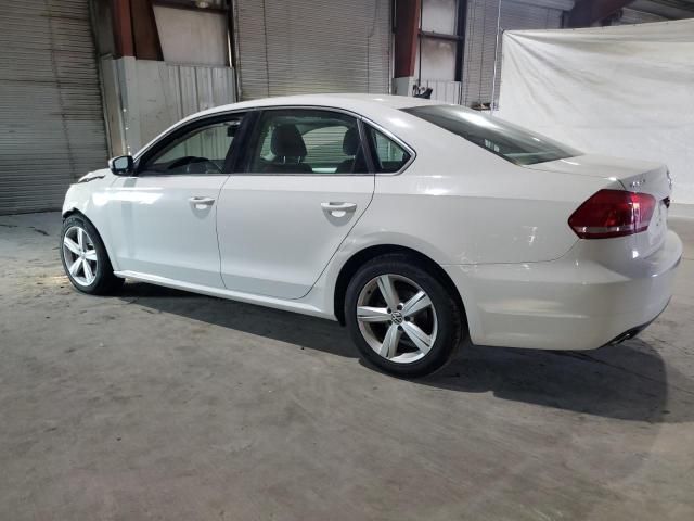 2013 Volkswagen Passat SE