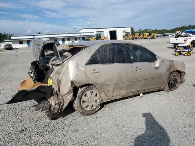 2004 Toyota Camry LE