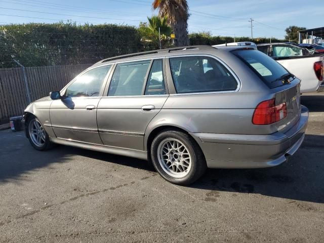 2002 BMW 525 IT Automatic