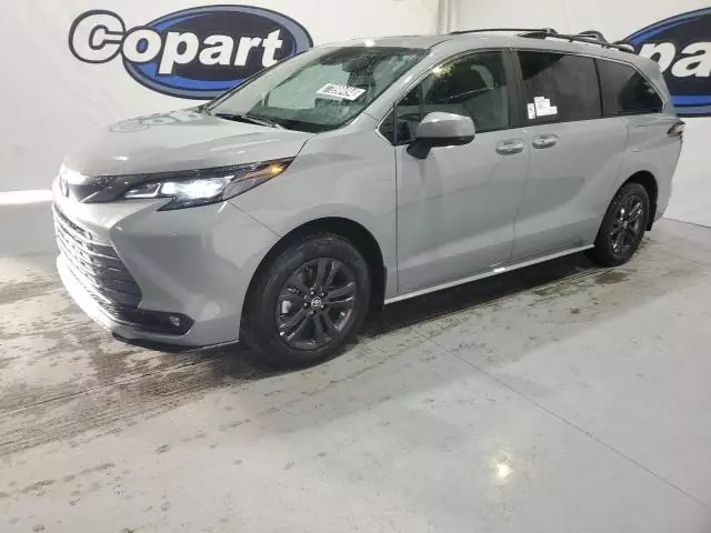 2024 Toyota Sienna XSE