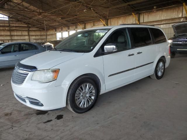 2013 Chrysler Town & Country Limited