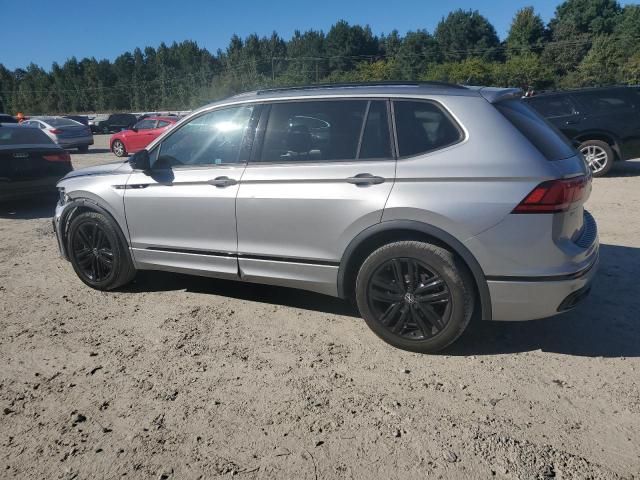 2022 Volkswagen Tiguan SE R-LINE Black