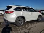 2017 Toyota Highlander SE