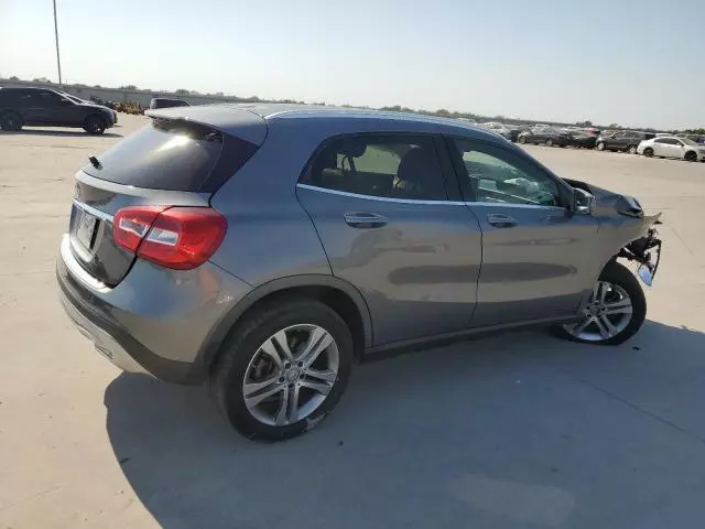 2016 Mercedes-Benz GLA 250