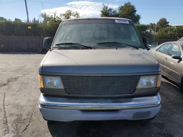 2003 Ford Econoline E350 Super Duty Wagon