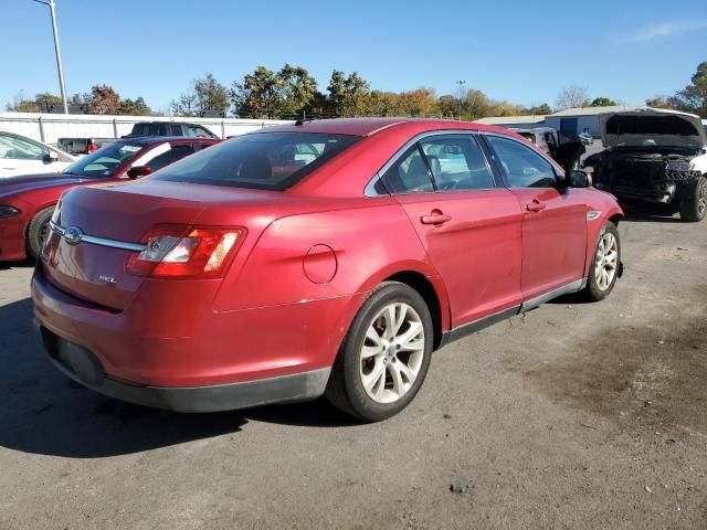 2010 Ford Taurus SEL