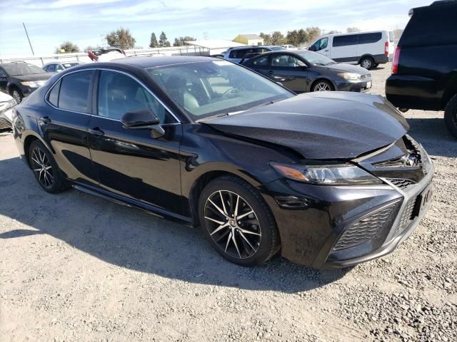 2021 Toyota Camry SE