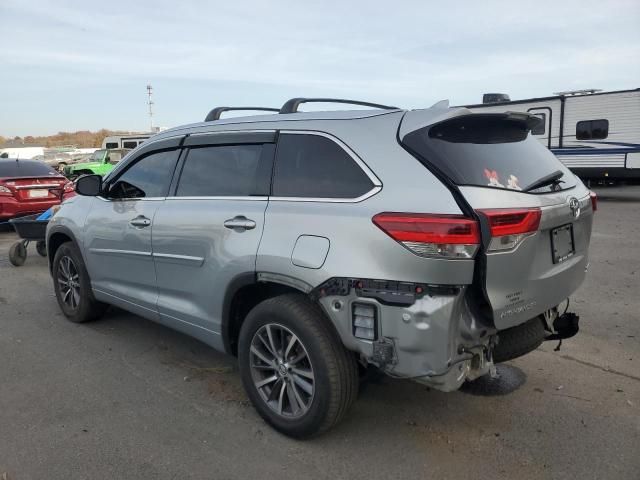 2018 Toyota Highlander SE