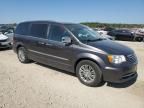 2015 Chrysler Town & Country Touring L