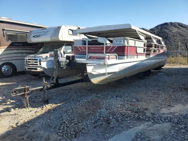 1986 Land Rover 1986 Landau Boat CO Biscayne