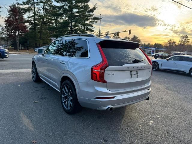 2019 Volvo XC90 T5 Momentum