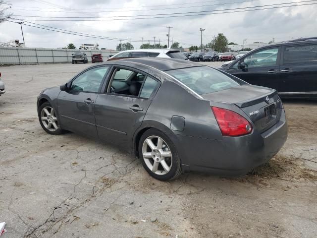 2005 Nissan Maxima SE