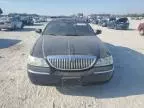 2004 Lincoln Town Car Executive