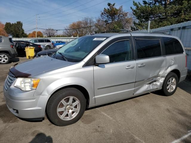 2010 Chrysler Town & Country Touring