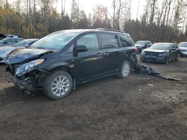 2016 Toyota Sienna XLE