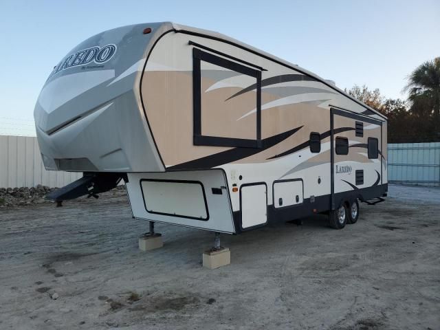 2015 Keystone Laredo