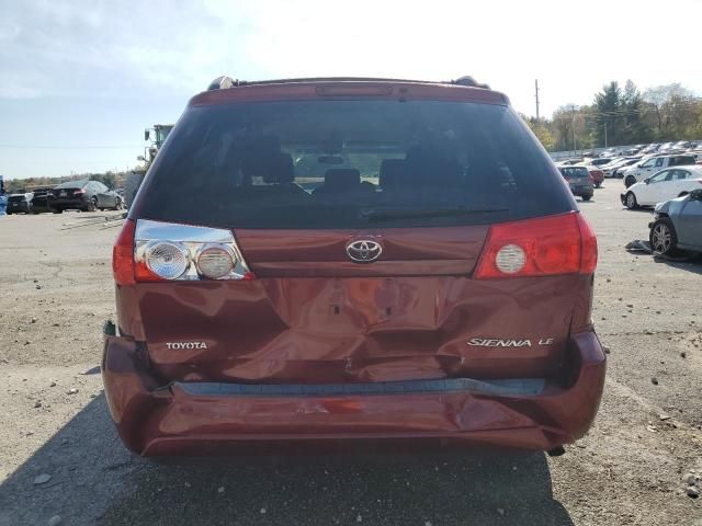 2009 Toyota Sienna CE