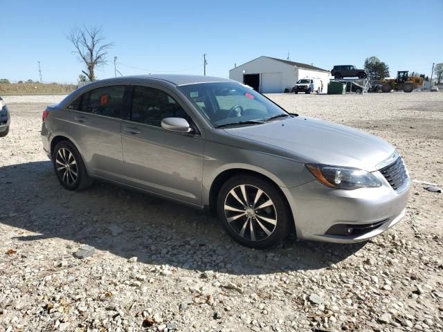 2014 Chrysler 200 Touring