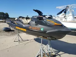 Botes con título limpio a la venta en subasta: 2021 Seadoo 230 Wake